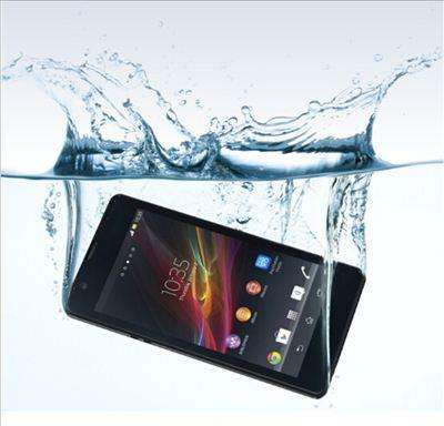 纳米防水涂层可防止液体损坏手机元件